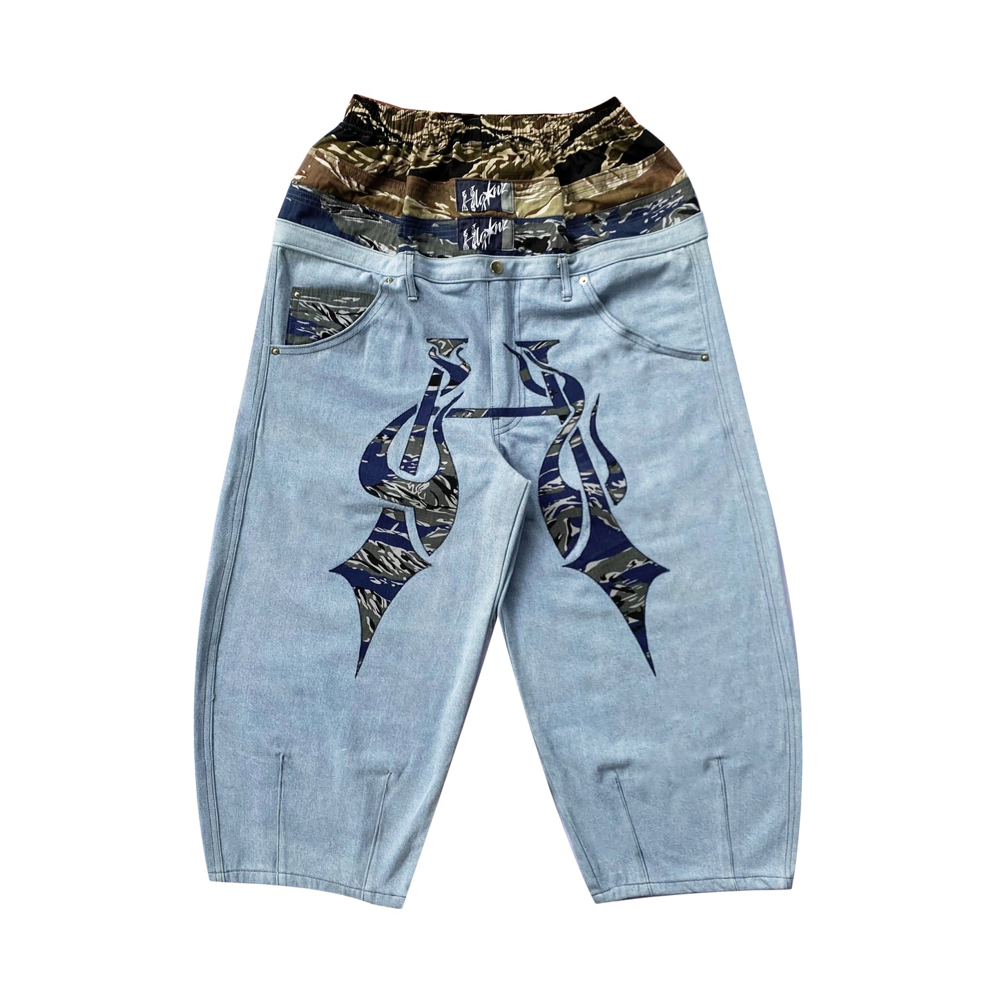 CAMO INFERNO - SUPER BAGGY STACK PANTS