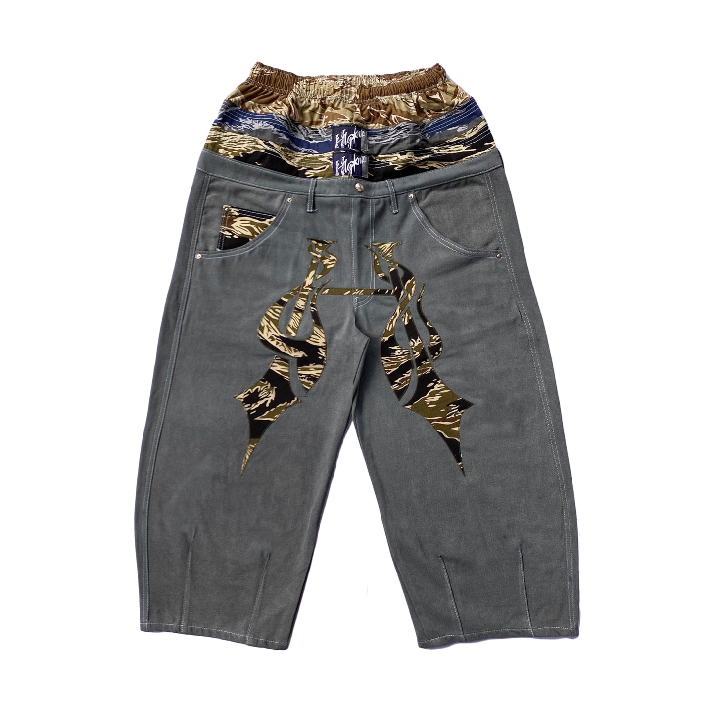 CAMO INFERNO - SUPER BAGGY STACK PANTS